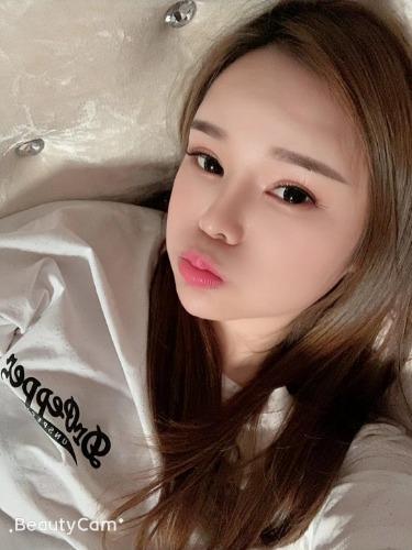 2020年9月8服务型妹子身材很棒